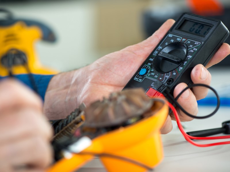 electricians in charlton